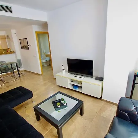 V&v Lloret- Bella Апартаменти *